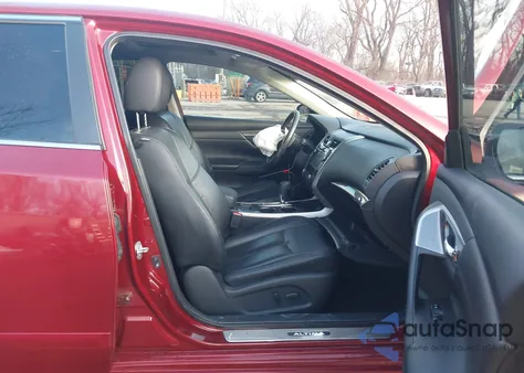 2015 Nissan Altima 2.5 Sl z USA, uszkodzony, nr VIN 1N4AL3AP4FN863054